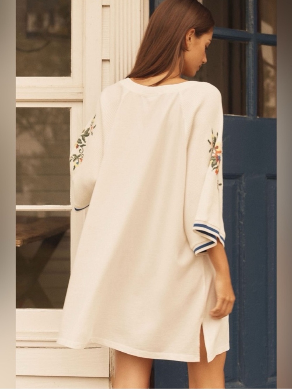 LyreBird Oversized Embroidered Sporty Tee Small - Picture 2 of 4